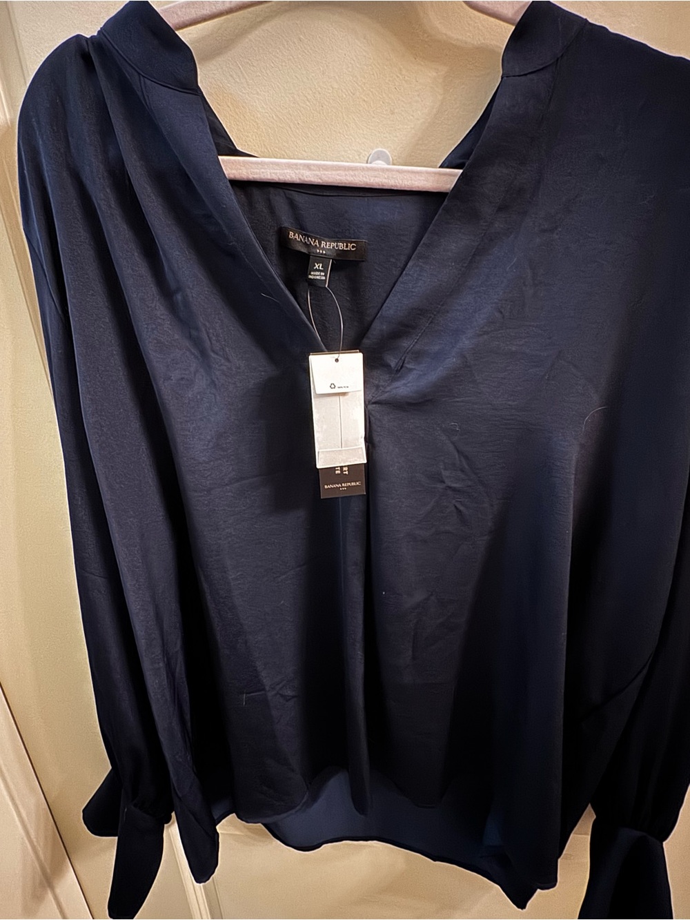 NWT Banana Republic Navy Satin V-Neck Tie Cuff Blouse XL